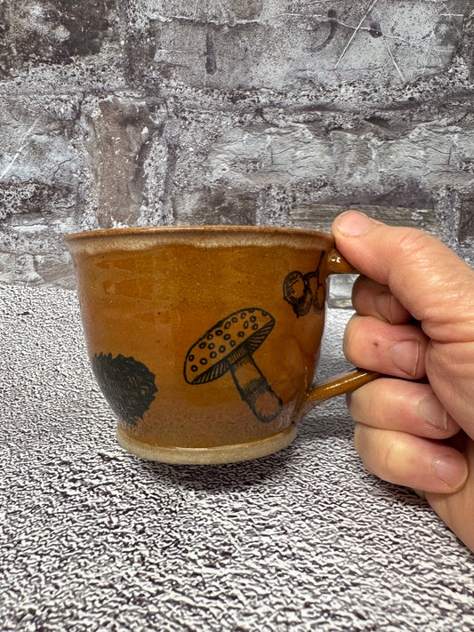 Mushroom Mug in Brown